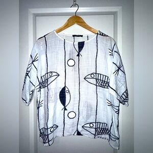 CHARLIE B White and Blue Fish Print Women's Italian Linen Shirt